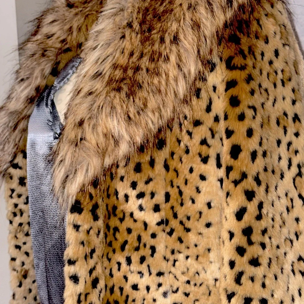 Brown & Black Lynx Faux Fur Jacket by International Concepts Size small - Picture 6 of 8